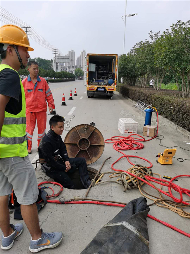 临湘翻衬法管道修复技术主要工序